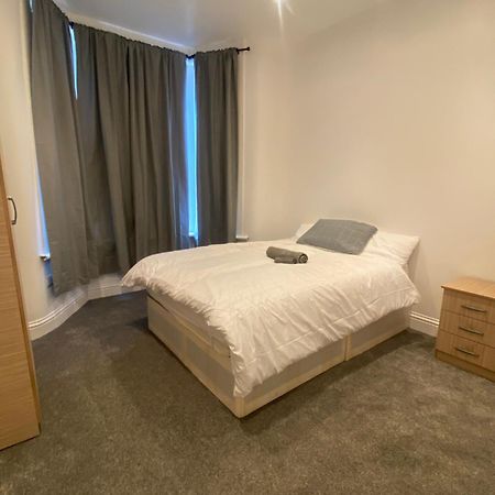 Cosy House In Newham Apartman London Kültér fotó